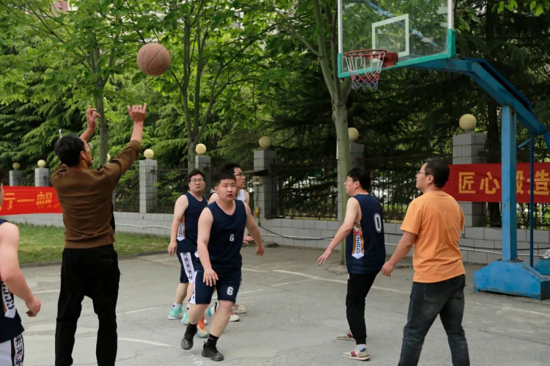 上海山美股份2025春季运动会火热启幕！拔河、篮球预赛燃情开战