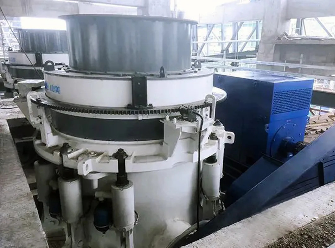 硬岩破碎新突破|山美e-sms欧星系列液压圆锥破碎机实现效能跃升