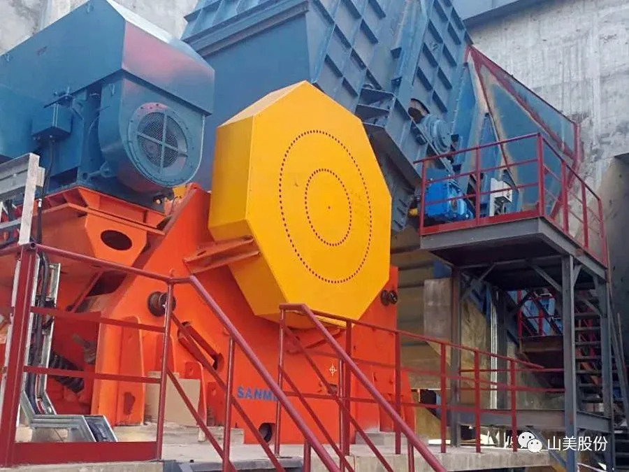 上海山美颚式破碎机性能优势施工现场